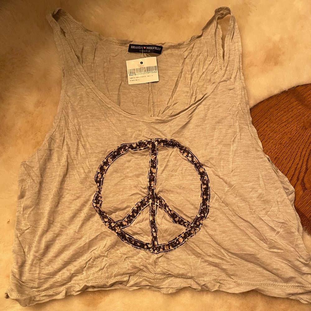 NWT peace sign brandy Melville top
